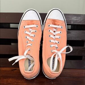 Converse Women's Peach Sneakers